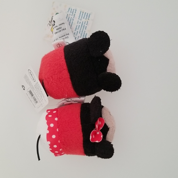 Lot of 2 Disney Tsum Tsum Mikey & Minnie plushies - Picture 2 of 6